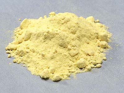 象牙白色粉末